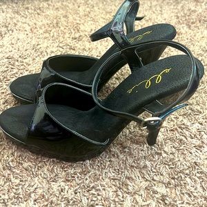 Cute Y2K 90s cocktail heels